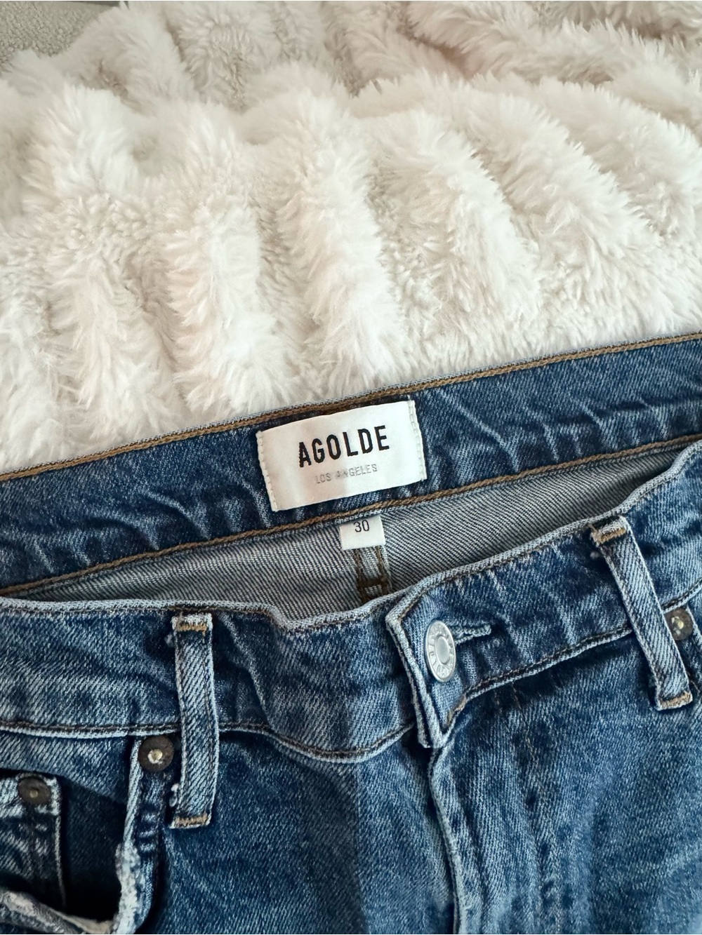 Agolde Blue Medium Wash Jeans - Picture 3 of 3